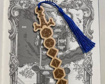 Dice Sword Bookmark - D&D Dungeons and Dragons Inspired, Wooden Bookmark, Engraved Wood Bookmark, Bookmark Lovers, Handmade Bookmark