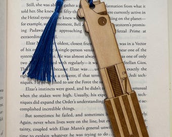 Star Wars Anakin Skywalker Lightsaber Bookmark, Wooden replica, Engraved Wood Bookmark, Bookmark Lovers, Handmade Bookmark