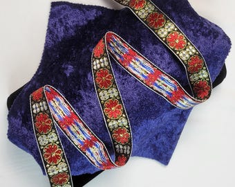 Cinta jacquard vintage con flores rojas y multicolor