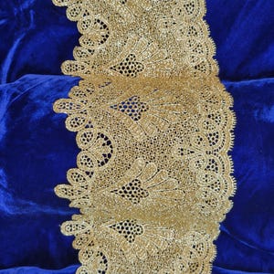 Wide, Bright Metallic Gold Venice Lace, Vintage