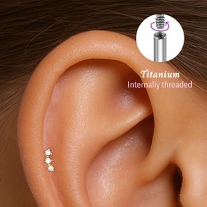 Piercing para labio con rosca de tres circonitas de 18 g/16 g • Pendiente para cartílago • Trago • Piercing para concha • Piercing para cartílago • Labret con parte trasera plana