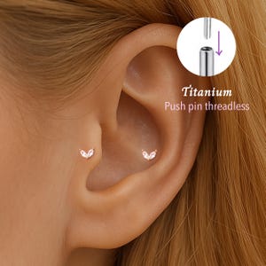 20G/18G/16G Cz Leaf Push pin theadless Labret • Cartilage Earring • Tragus • Conch Stud • Cartilage Stud • Flat back Labret • Titanium stud
