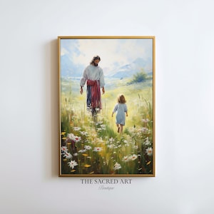 Op de afbeelding: Een schilderij van Jezus die door een veld met madeliefjes loopt, gevolgd door een jong kind. Het schilderij is geschilderd tegen een achtergrond van bergen en een blauwe lucht.