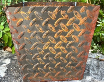 Patina Diamond Plate Metal Planter Pots