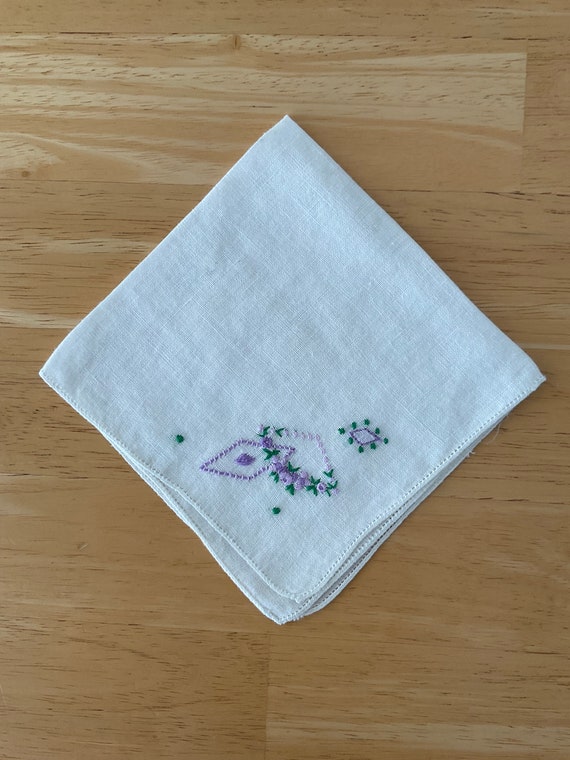 Antique Hand Embroidered Ladies Handkerchiefs/ An… - image 3