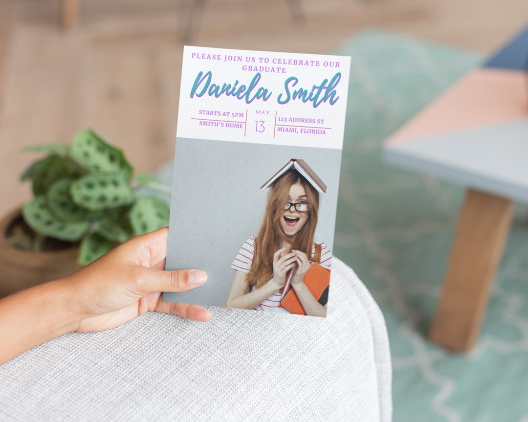 Simple Graduation Card With Photo| Downloaded Graduation Invitation ...