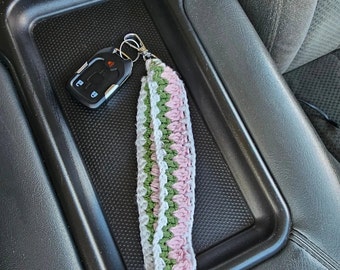 Tulip Stitch Wristlet, Keychain, Floral Crochet PATTERN