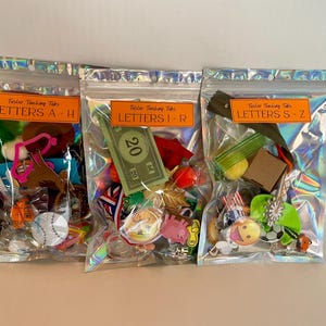 Alphabet Mini Objects! - 6 objects per letter, list of objects, most objects bigger than 1 inch (see ruler pics) - Great for Speech Therapy!