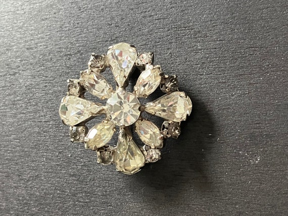 Vintage La Rel Rhinestone Pin Brooch
