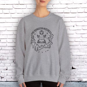 Felpa DnD Dungeon Mistress, Dungeons and Dragons, abbigliamento vintage D&D DM in difficoltà, felpa Geeky Dungeon Master, regalo DnD per lei