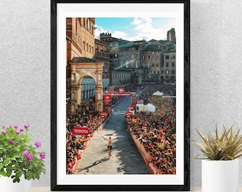 Póster de la victoria ciclista de Tadej Pogacar en la Strade Bianche (Descarga digital)
