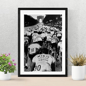 Cartel del Tour de Francia / Cartel de ciclismo de los Campos Elíseos / Tour de Francia Vintage Walkpaper