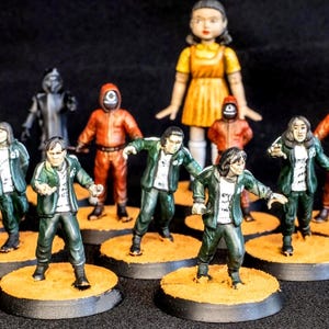 Painted Squid Team | 16 models with Feldherr Transport box | Blood Fantasy Football Team Bowl | UGNI Miniatures