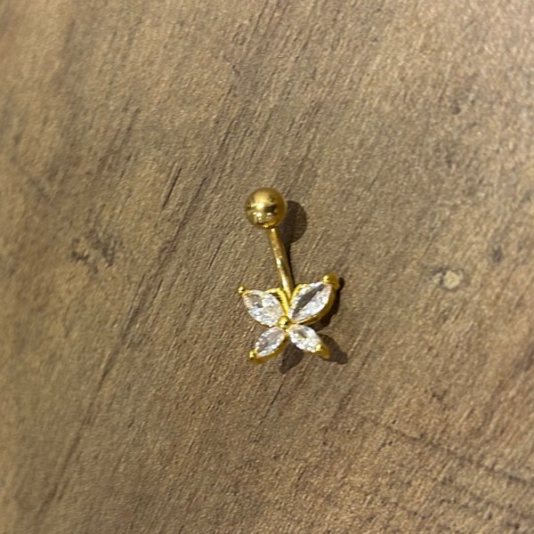 Superbe anneau/barre de nombril en acier chirurgical plaqué or avec cristaux papillon