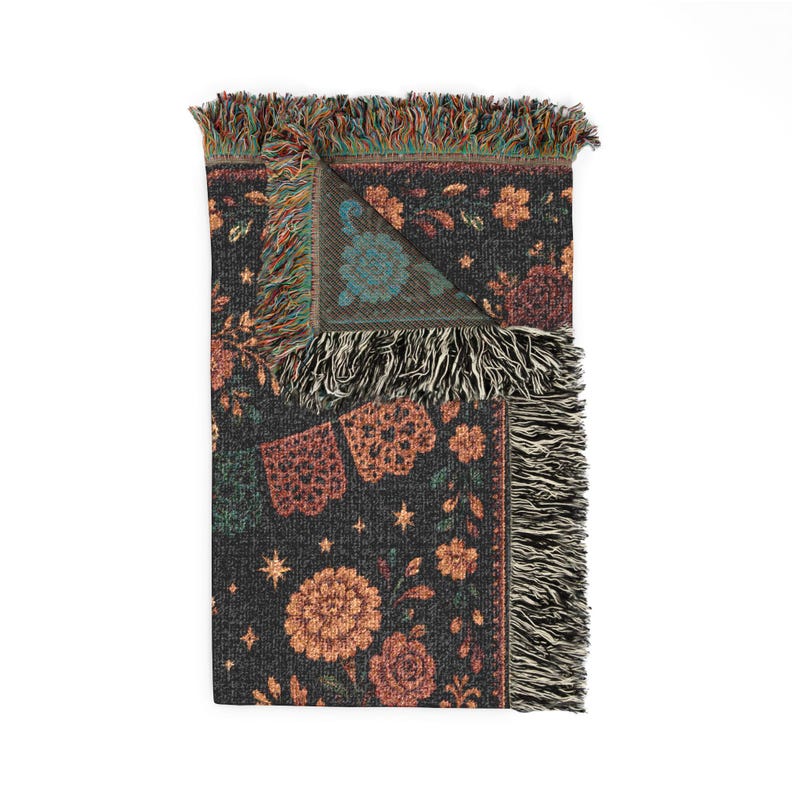 La Catrina woven blanket featuring colorful Dia de los Muertos folk art and an elegant calavera woman design. A striking Day of the Dead wall hanging, Mexican folk art tapestry, or decorative throw for gothic and sugar skull decor lovers, and a unique calavera gift inspired by traditional Mexican imagery.