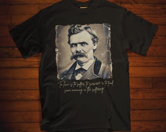 Friedrich Nietzsche Gothic T-Shirt mit berühmtem Zitat Vintage Style Buchliebhaber Geschenk Literatur Shirt Philosophie Zitate Geschenkidee für Bücherwurm