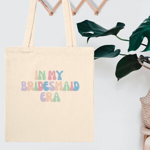 Bolso de mano personalizado para dama de honor Bolso de mano personalizado para dama de honor Bolso de mano para fiesta nupcial Accesorios para despedida de soltera Bolso de mano para dama de honor Regalos para Team Bride Tribe