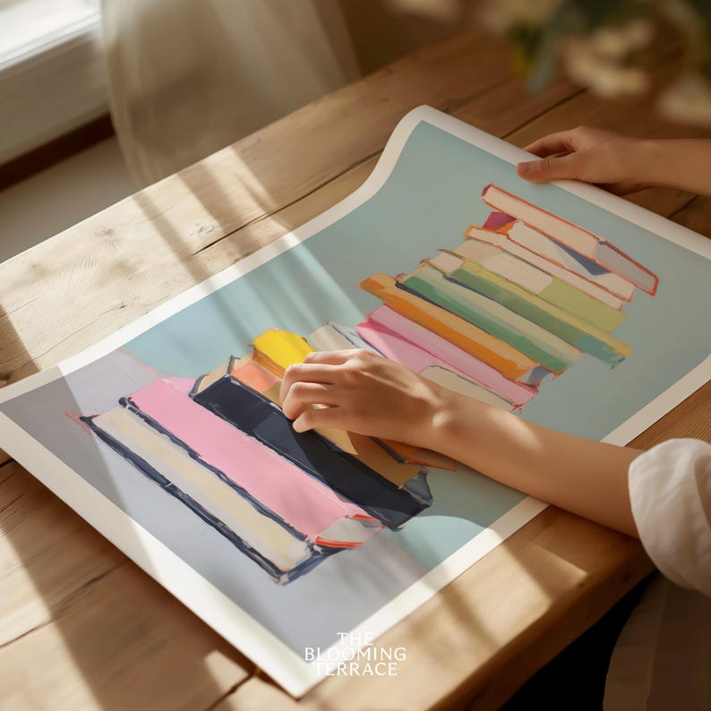 K&ouml;nnte beinhalten: Ein Stapel bunter B&uuml;cher vor einem blauen Hintergrund. Die B&uuml;cher sind versetzt angeordnet, wobei das oberste Buch das kleinste und das unterste Buch das gr&ouml;&szlig;te ist. Die B&uuml;cher sind alle in verschiedenen Farben, darunter Gelb, Orange, Rosa, Blau und Gr&uuml;n. Der Text "THE BLOOMING TERRACE" befindet sich am unteren Rand des Bildes.