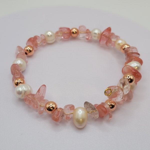 Bracelet perle de culture et quartz rose fraise
