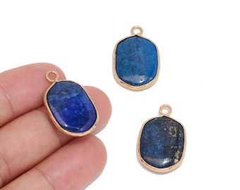 Pendentif ovale en lapis-lazuli naturel, serti en laiton plaqué or, idéal pour la création de bijoux (boucles d'oreilles, colliers, bracelets).