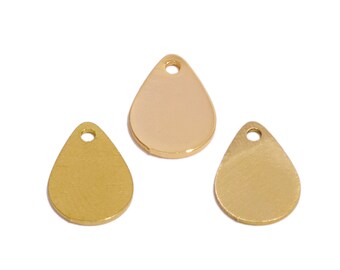 Pendentif géométrique en forme de goutte découpée au laser, pendentif géométrique en laiton brut, polissage à la main, placage à l'or véritable 18 carats, bijoux 10,6 x 7,6 x 0,7 mm