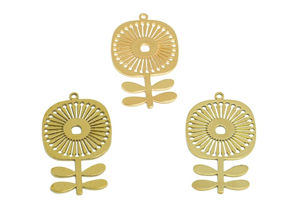 2pcs Raw Brass Flower Earring Charm, Round Square Flower Earring, Cartoon Floral Pendant, Kid Charms, Gold Plant Leaf Earring BW4508