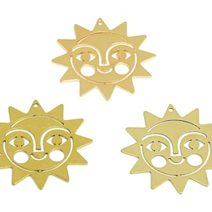2pcs Raw Brass Sun Charm, Happy Sun Face Earring Charm, Cartoon Sunshine Earring, 18K Gold Eye Earring, Jewelry Supplies BW4585