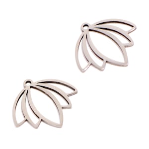 Steel Lasercut Petal Charm, Elegant Botanical Flower Design, 316 Stainless Steel, Steel Finding, Minimalist Jewelry 17.5*15.7*0.98mm VK2294