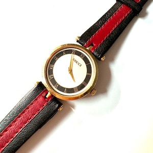 Gucci watch vintage in a very good condition