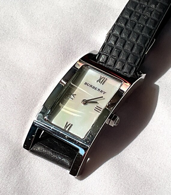 Vintage Burberry Women display picture 2