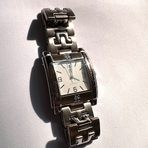 Montre vintage Givenchy en très bon état
