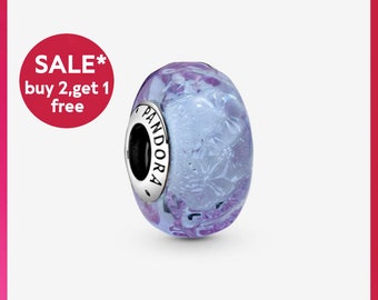 Encanto de cristal de Murano de lavanda ondulada, encanto del océano, encantos de la pulsera de la astilla, encantos para la pulsera, regalo para las niñas