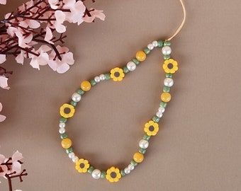 Mobile phone pendant with flower beads in yellow, green and white / mobile phone chain for spring