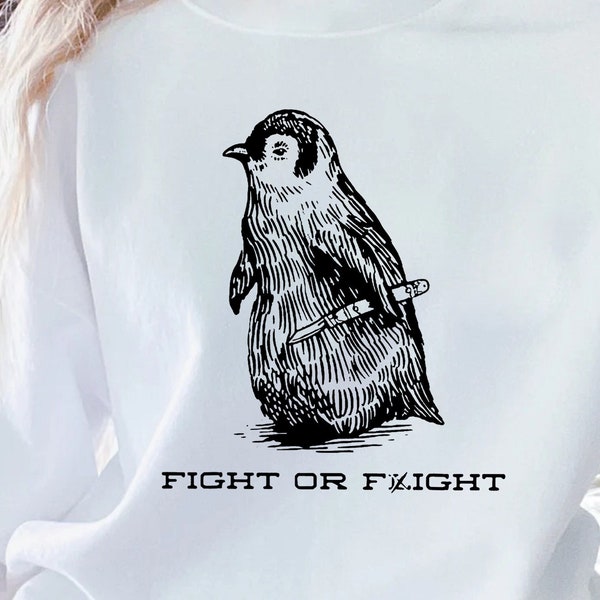 Lucha o vuelo divertido pingüino juego de palabras lucha o vuelo meme camiseta, lucha o vuelo pingüino camisa, pingüino meme camisa, suéter de pingüino del Polo Norte