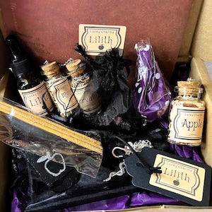 Lilith Shrine Kit: Protector of Women, Freedom, Equality, & the Feminine Mysteries