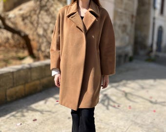 Long coat in pure virgin wool, camel color, made in Italy, vintage