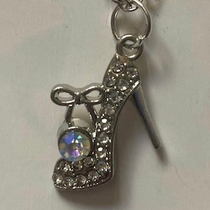 Beautiful Cinderella glass slipper shaped sparkly necklace