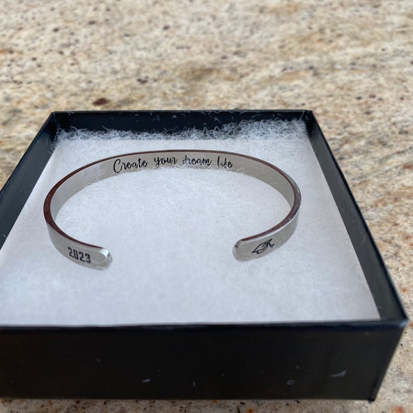 Graduation bangle