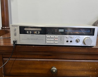 Technics cassette player Made in Japan