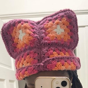 Granny Square cat beanie