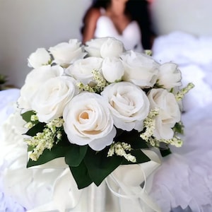 Hochzeitsblumenstrauß, weiße Hochzeitsblumen, Brautjungfernstrauß, weiße künstliche Blumen, Hochzeitstag, weiße Rosen, Geschenke für sie, Rosen