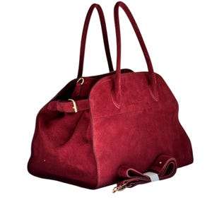 Handgefertigte italienische Wildledertasche in Burgunderrot – elegante Ledergriffe, geräumiger Innenraum, perfekt für Arbeit, Shopping und den täglichen Gebrauch
