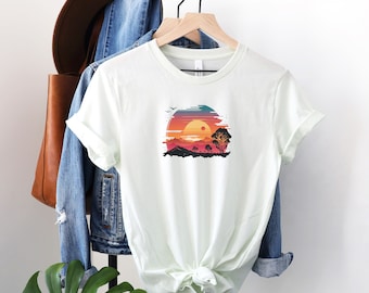 Retro Sunset Graphic Tee: Wavy Sun Rays, Beachy Vibes