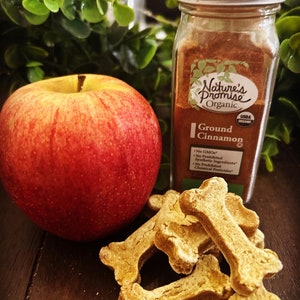 Howlin&#39; Harvest Dog Treats, Crunchy Dog Cookies, Limited Ingredients Treats, Healthy Dog Snacks