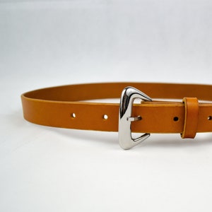 Ceinture en cuir camel femme Made in France personnalisable Claudine Aix image 7