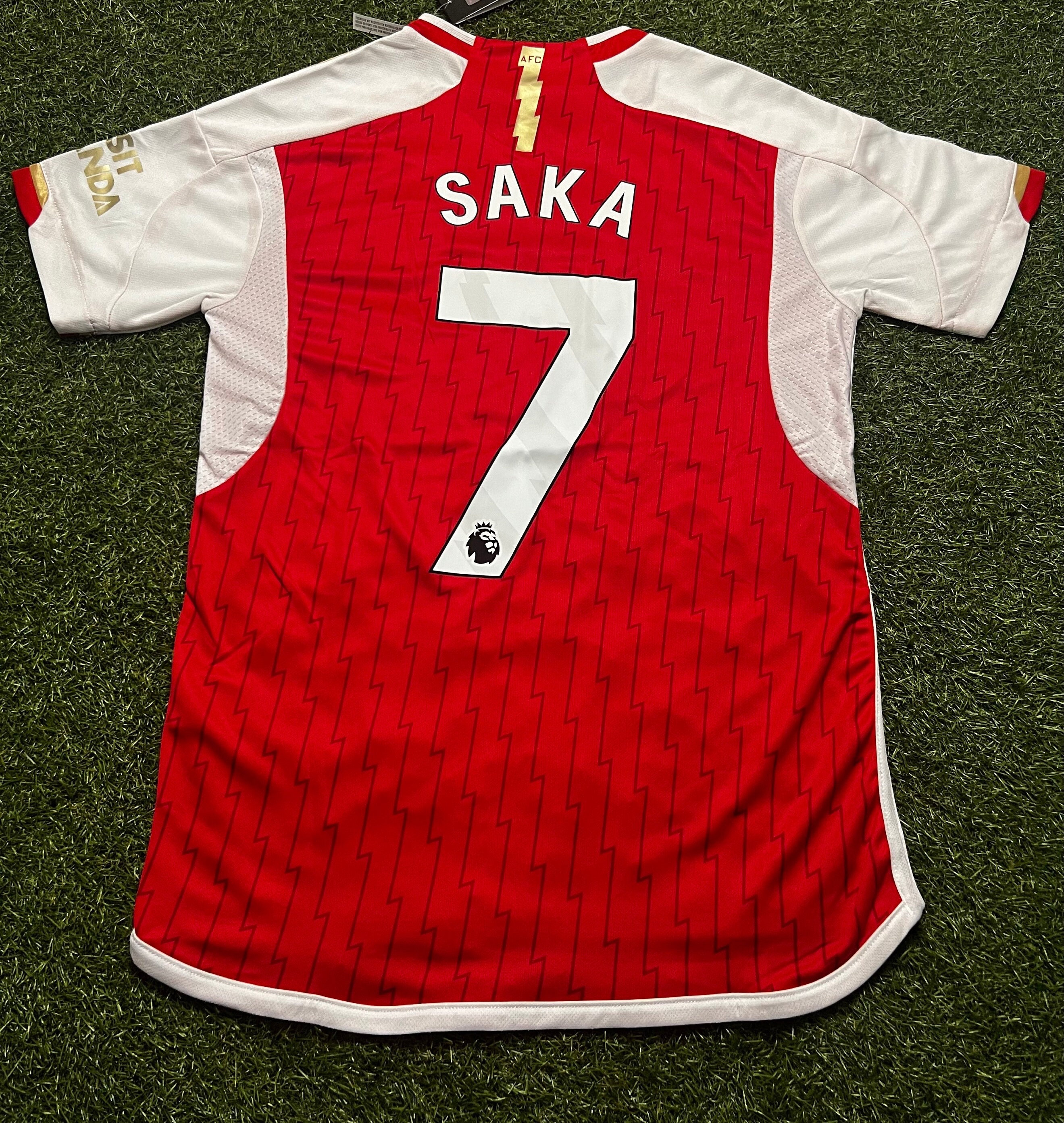 SoccerStarz - Arsenal Bukayo Saka - Home Kit (Classic Kit) /Figures :  : Toys & Games