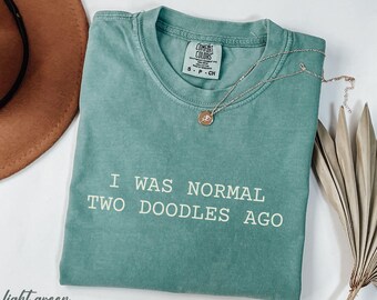 Funny Doodle Owner Shirt, Minimalist Dog Mom Tee, Goldendoodle Comfort Colors Shirt, Doodle Mama Gift, Pet Lover Aesthetic Dog Owner Shirt