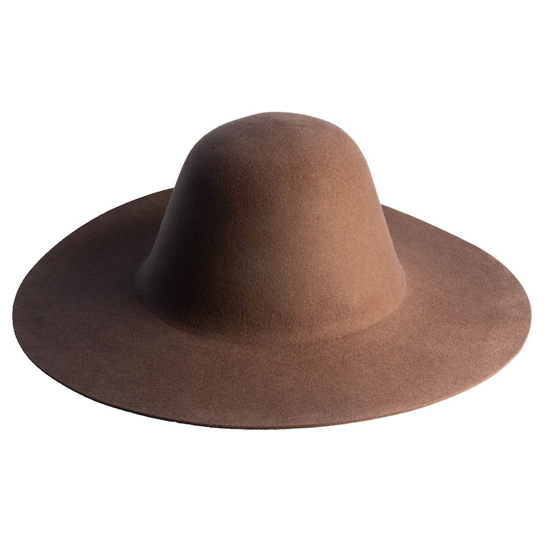 Cape en laine mérinos australienne premium pour des créations de chapeaux uniques 180 gr, variété de couleurs, flexibilité supérieure Marrón oscuro