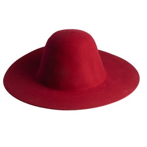 Cape en laine mérinos australienne premium pour des créations de chapeaux uniques 180 gr, variété de couleurs, flexibilité supérieure Rouge