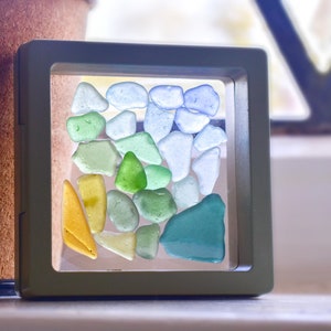 Floating Seaglass Display Frame - Customizable & Reusable Clear Suspension Frame to Display Seaglass - LARGE (4.25" x 4.25") - Sage or Black